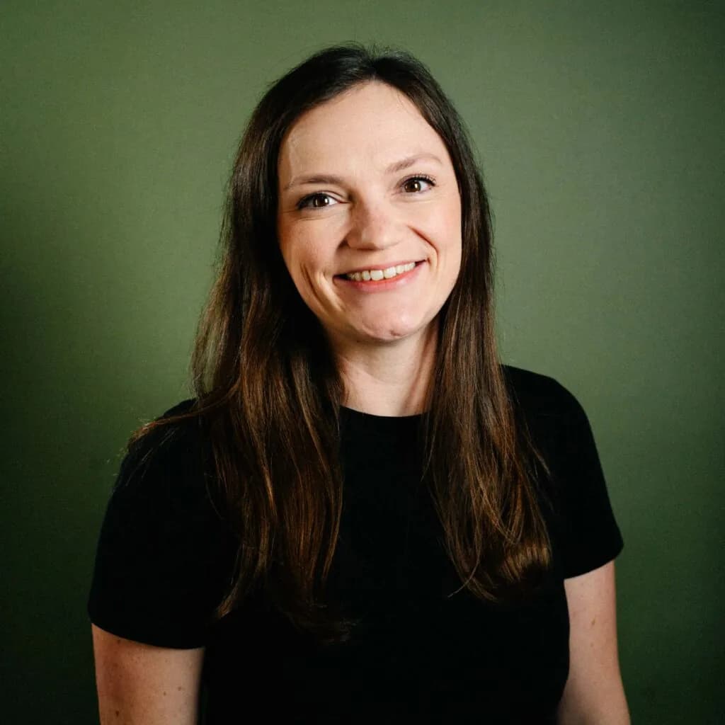 Stefanie Perzl — Production & Redaktion